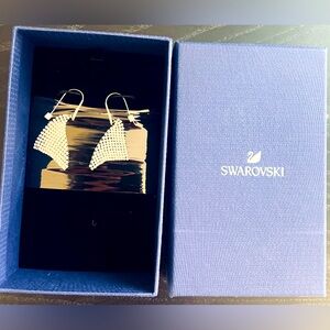 NWT Swarovski Dazzling Crystal Mesh Drop Earrings, Rhodium Plated *RARE Silver